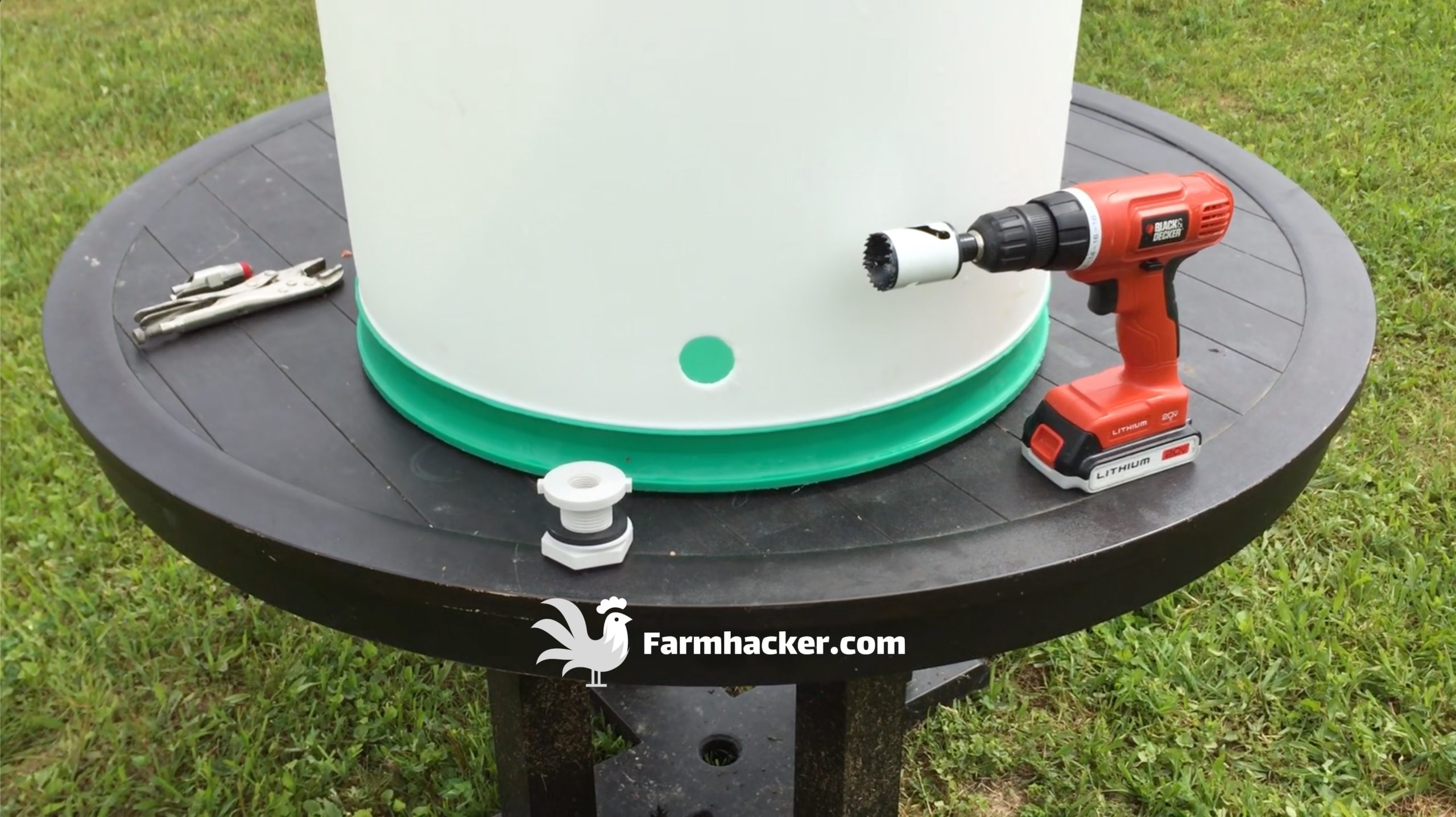 How to Make an Automatic Pig Waterer Drinker Barrel Hole Drilled