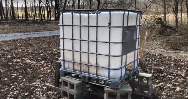 How to Make a Portable Pig Waterer From a 275 Gallon Tote